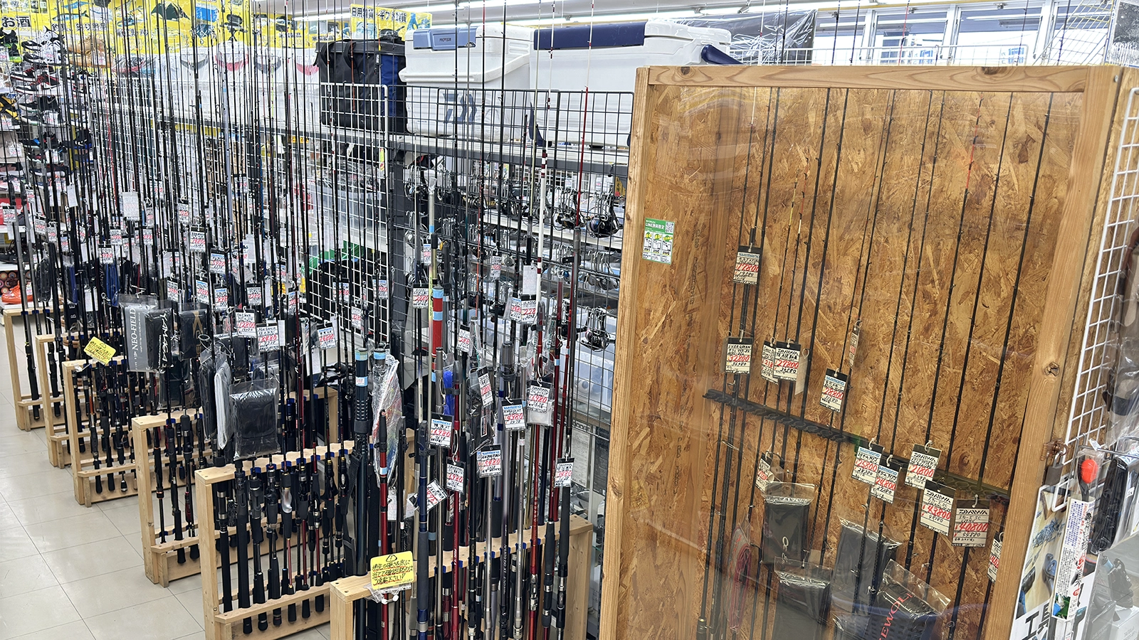 玉島店釣具ロッドコーナー