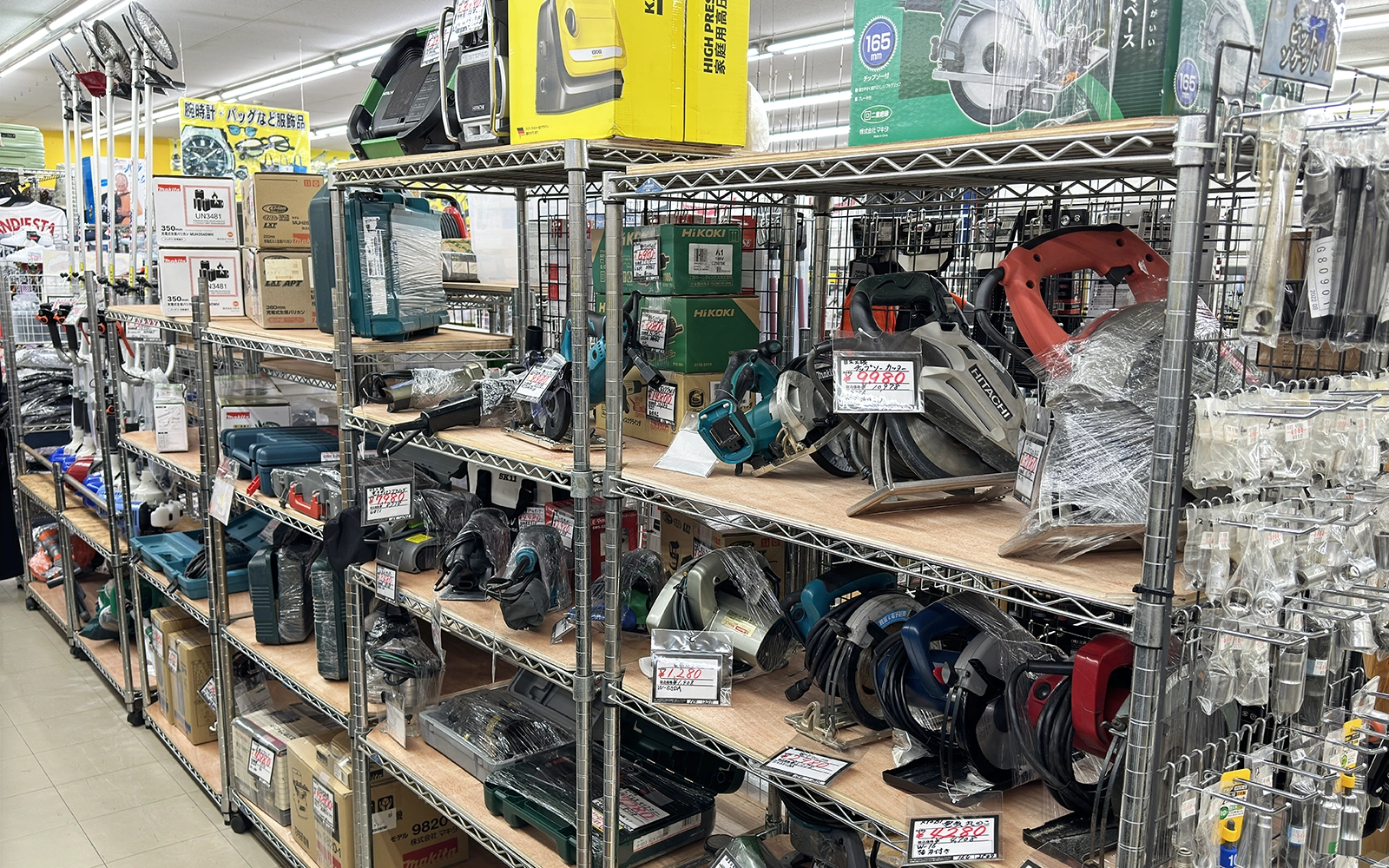刈払い機、丸ノコなど電動工具コーナー