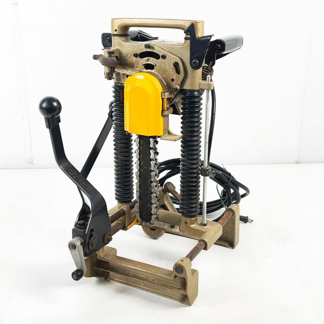 マキタ チェーンノミ 7104 を買取しました