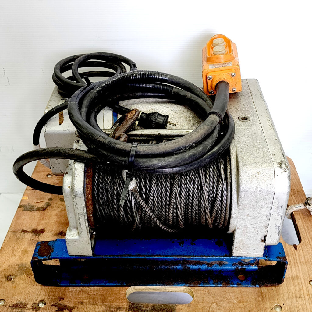 富士製作所 シルバーウインチ SX-101 を買取しました