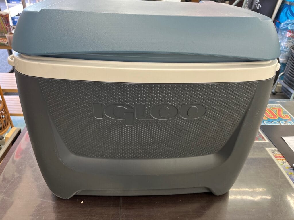 【キャンプ用品買取実績】IGLOO（イグルー） クーラーボックス 58L ホイール付 買取しました