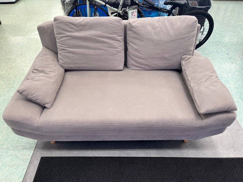 【家具買取実績】2人掛けファブリックソファ買取しました。