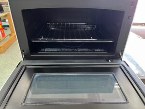 【福山市家電出張買取】東芝 オーブンレンジ 石窯ドーム ER-VD70(W) 2020年製 中古高価買取｜リサイクルCube福山西新涯店 庫内画像