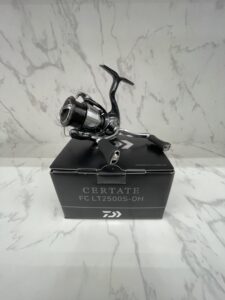 【釣具買取】福山市のリサイクルショップ リサイクルCube福山西新涯店｜ダイワ 24セルテート FC LT2500S-DH 高価買取